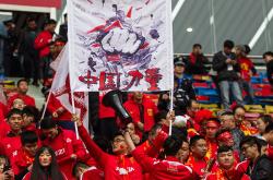 关于球队整体配合默契，以团结一致获得成功的信息