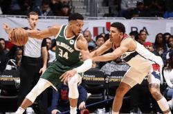 雄鹿惊艳全场，公牛助攻爆棚，字母哥逆转取胜！