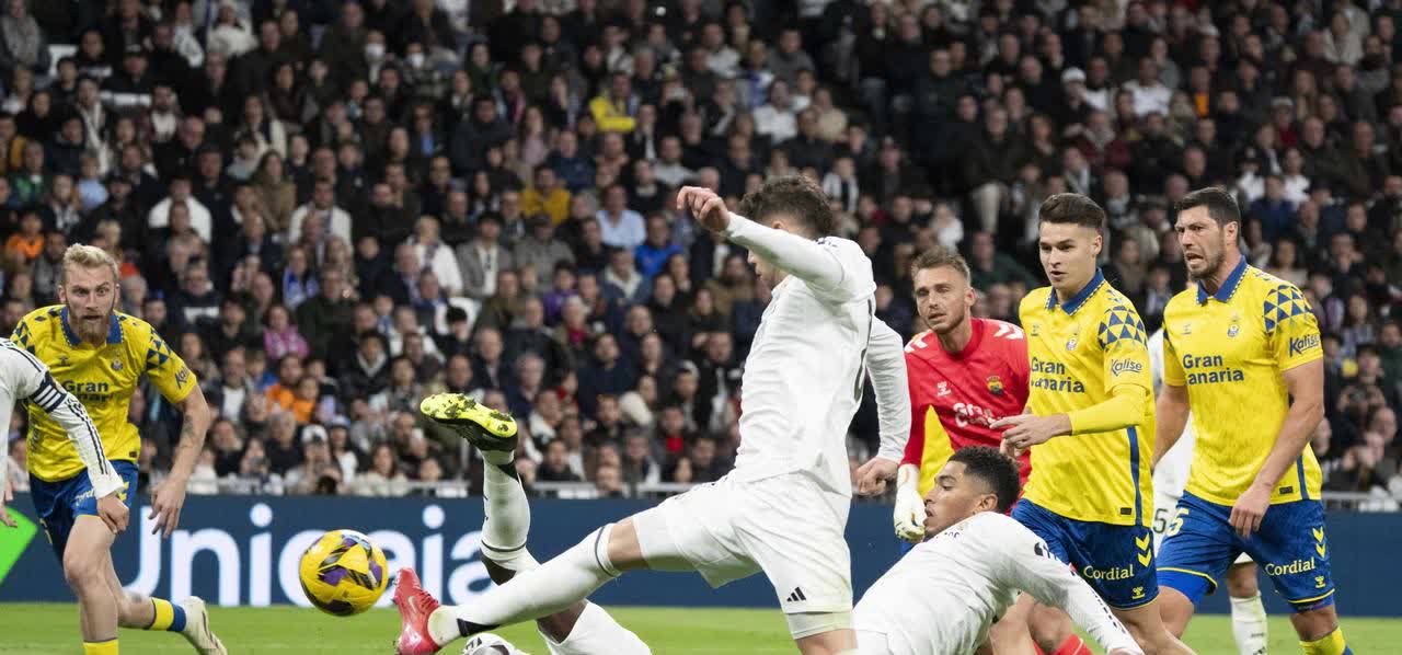 包含格尔纳斯门将犀利扑救,保护球门如金丝的词条 包含格尔纳斯门将犀利扑救,保护球门如金丝的词条