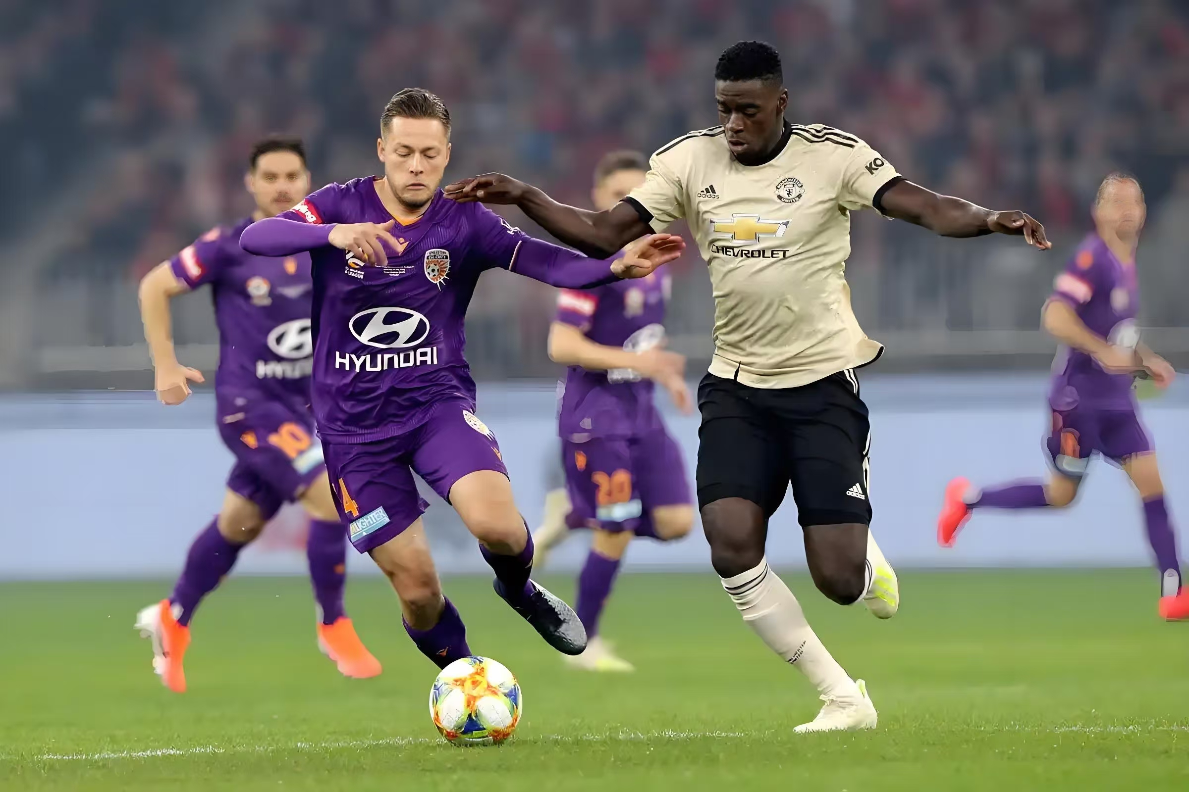 利物浦后卫加盟多特蒙德,开启新篇章的简单介绍 利物浦后卫加盟多特蒙德,开启新篇章的简单介绍