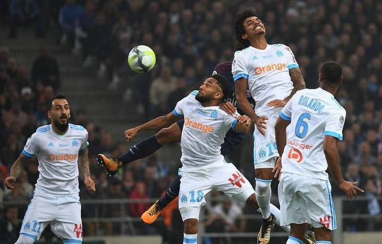 包含弗朗什主场击败南特，法甲保级战线更显严峻的词条